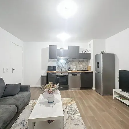 Cosy & Design Quartier Neuf, Proche Metro Apartment *